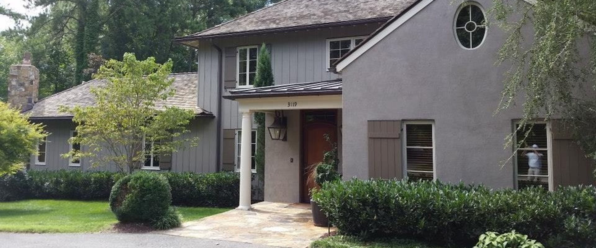 How long should a good house paint last?