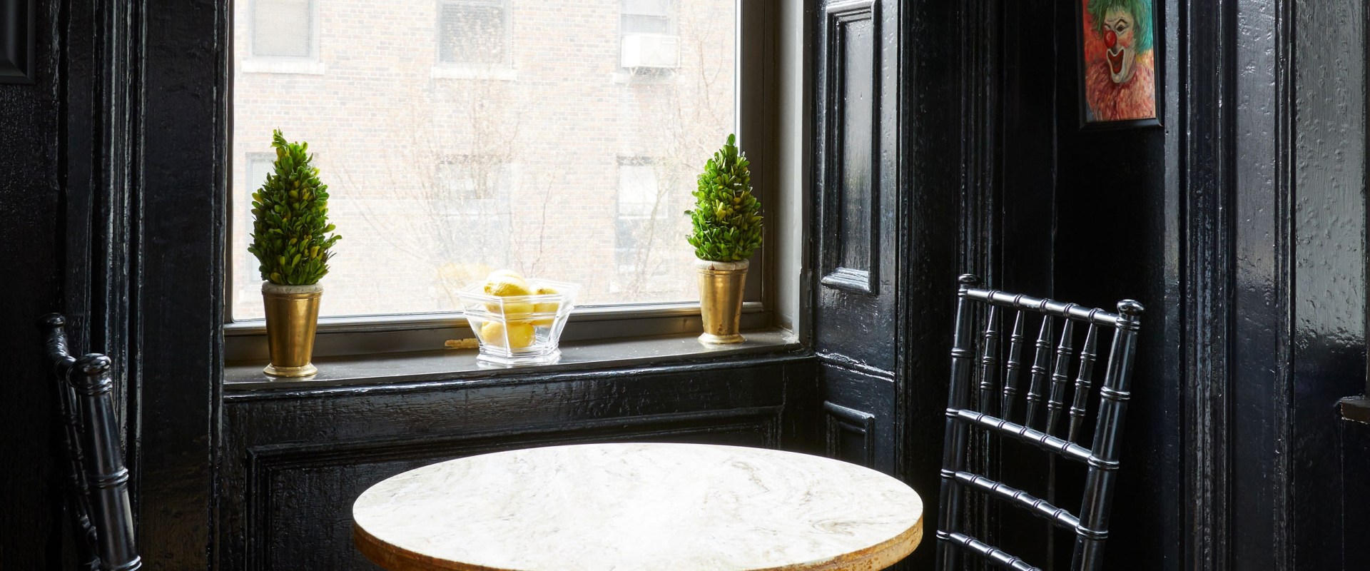 Pros and Cons of Interior Paint Finishes